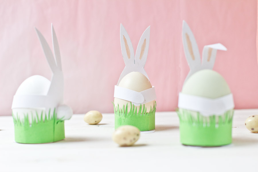 \"paper-easter-bunnies-table-decoration\"